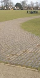 Geogrid stabilized footpath